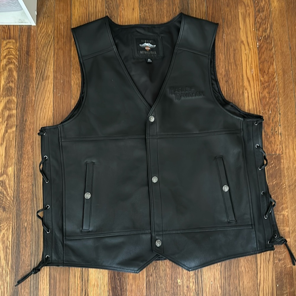 Harley Davidson, leather vest